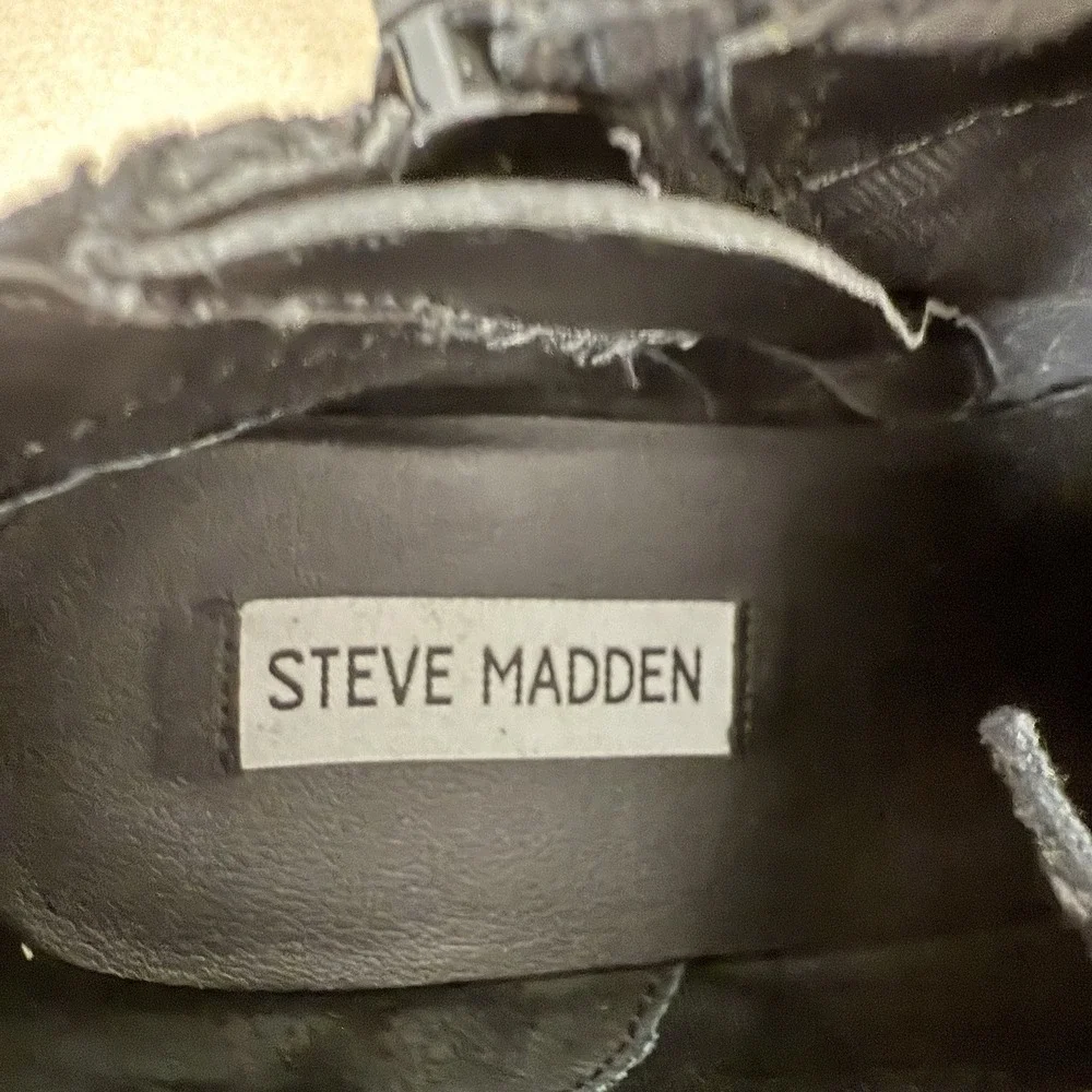 Steve Madden Womens Sz 10M Black‎ Suede Hidden Wedge Boots Sneakers Shoes - Picture 4 of 6